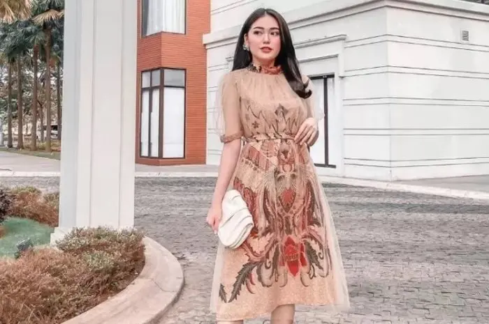 Model Dress Batik Modern dengan Desain Terbaru